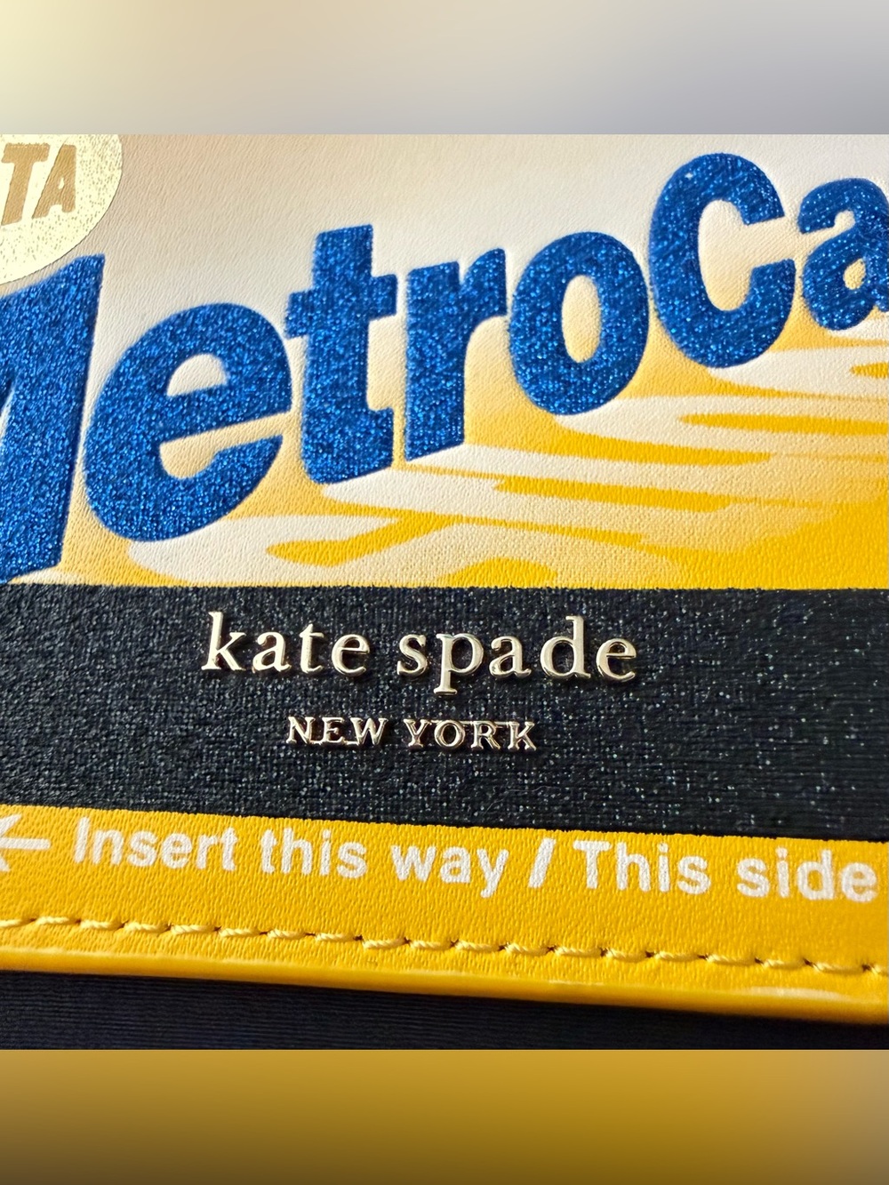 Kate Spade On A Roll Smooth Leather Metro Card Zip Cardholder - Picture 3 of 13